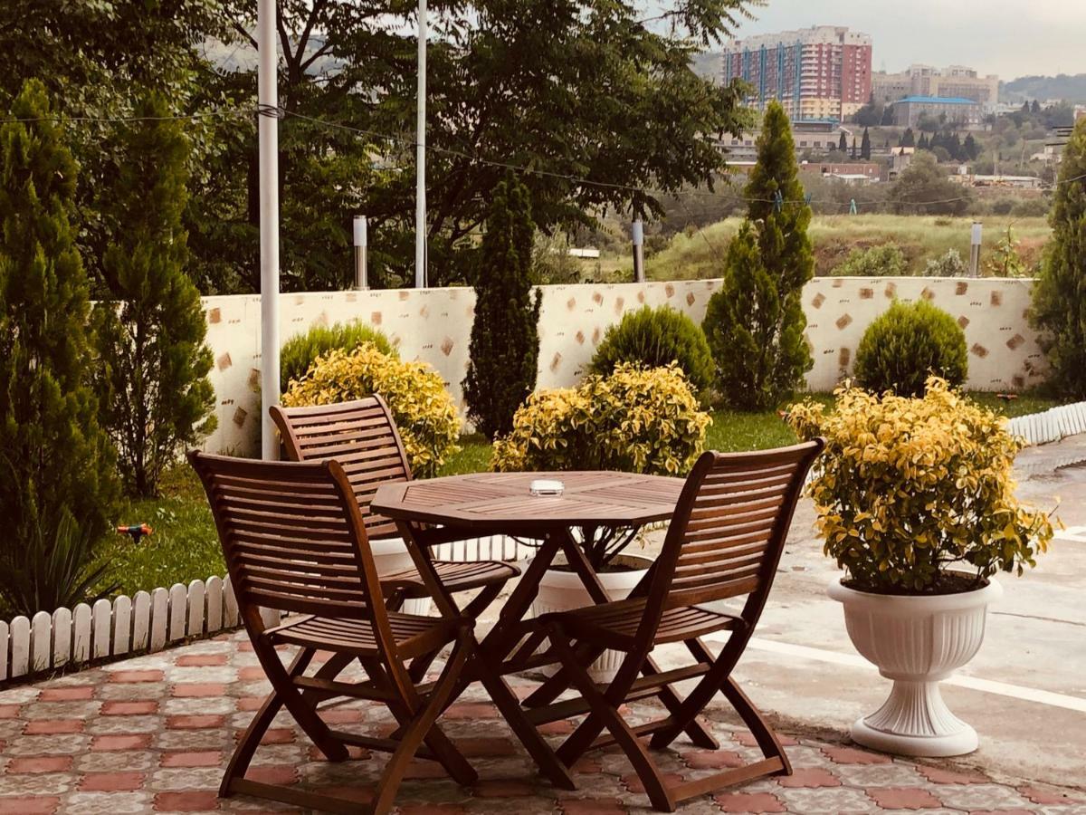 Hotel Agava Tbiliszi Kültér fotó